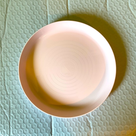 KALAS Small Pink Plate - Picture 2 of 3